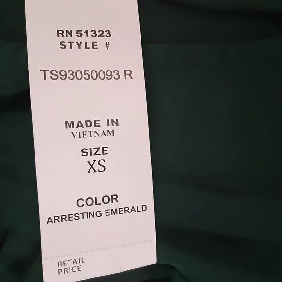 Sam & Jess Puff Shoulder Surplice Arresting Emerald Satin Wrap Top - Picture 8 of 10